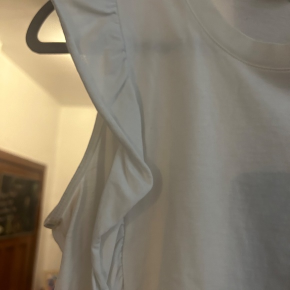 Aritiza Wilfred shirt - Picture 2 of 3